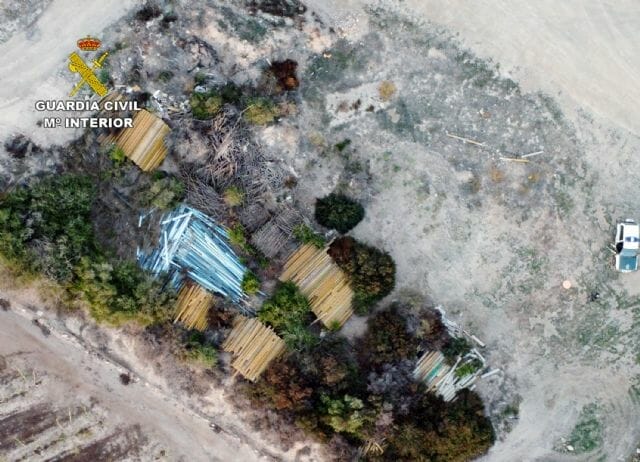 La Guardia Civil localiza 70 toneladas de residuos tóxicos en un paraje de Mazarrón