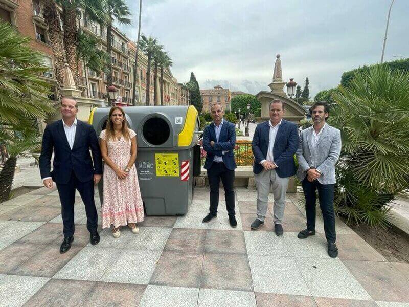 Murcia estrena ‘Reciclos’ que permitirá colaborar con proyectos sociales y medioambientales y participar en sorteos reciclando envases