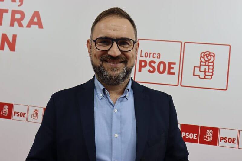 Diego José Mateos: "Apoyamos el gran acuerdo que ha propuesto Pepe Vélez a López Miras para aprobar los presupuestos regionales con la prioridad de rescatar nuestra sanidad pública"