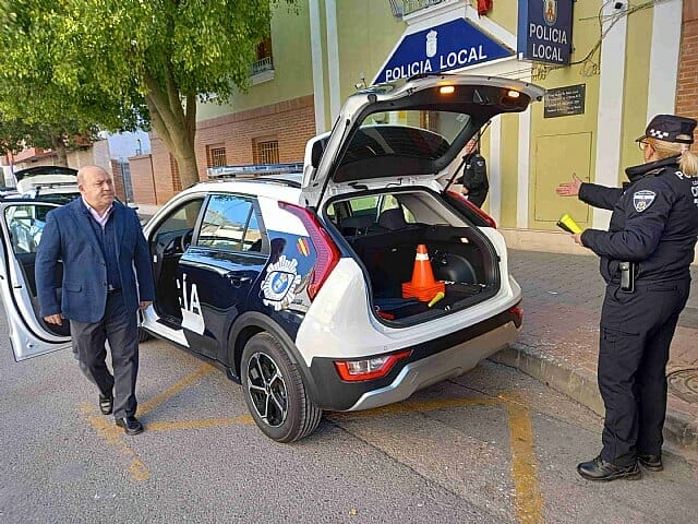 La Policía Local de Cieza completa su parque móvil con dos nuevos turismos híbridos