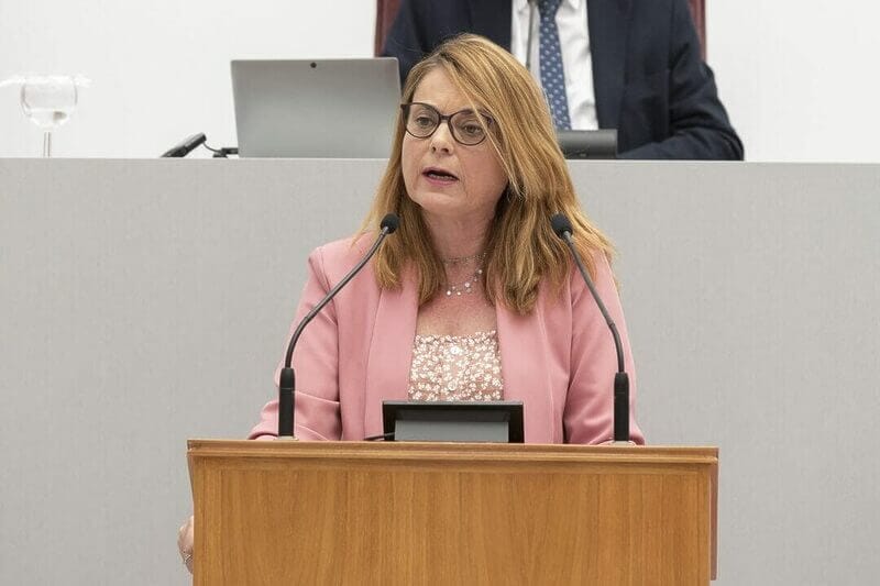 Virginia Lopo: “Parece mentira que Marcos Ortuño justifique con excusas el atraco de López Miras a los ayuntamientos habiendo sido alcalde”